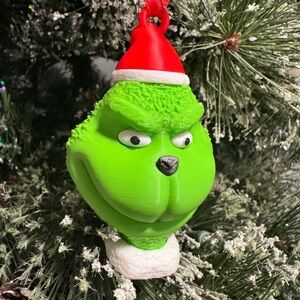 3D printed grinch ornament